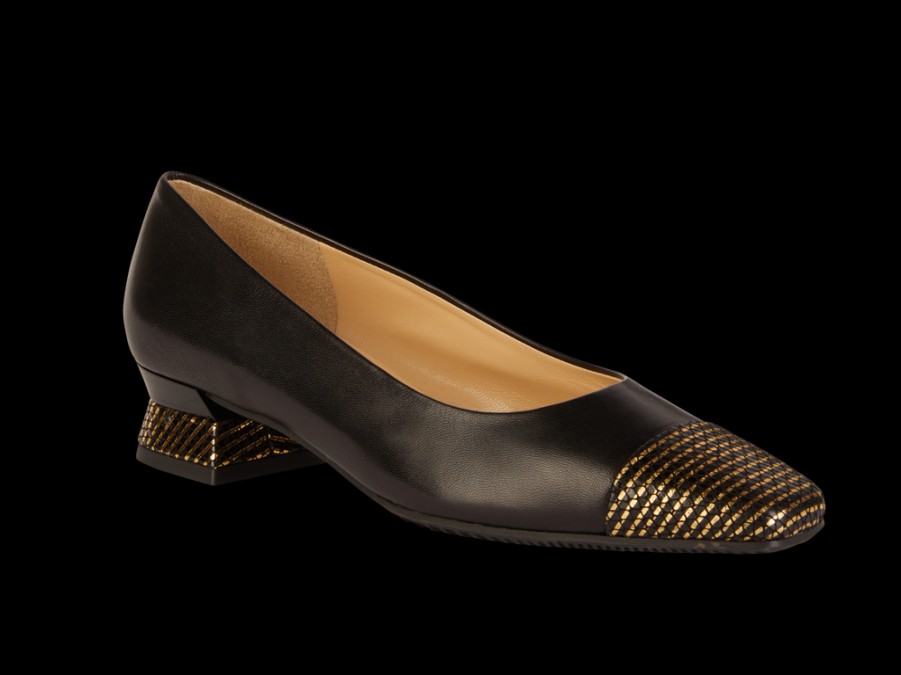 Pumps BRUNATE | Pump With Golden Tip