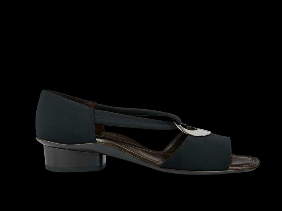 Flats BRUNATE | Iconic Sandal With Ring In Black