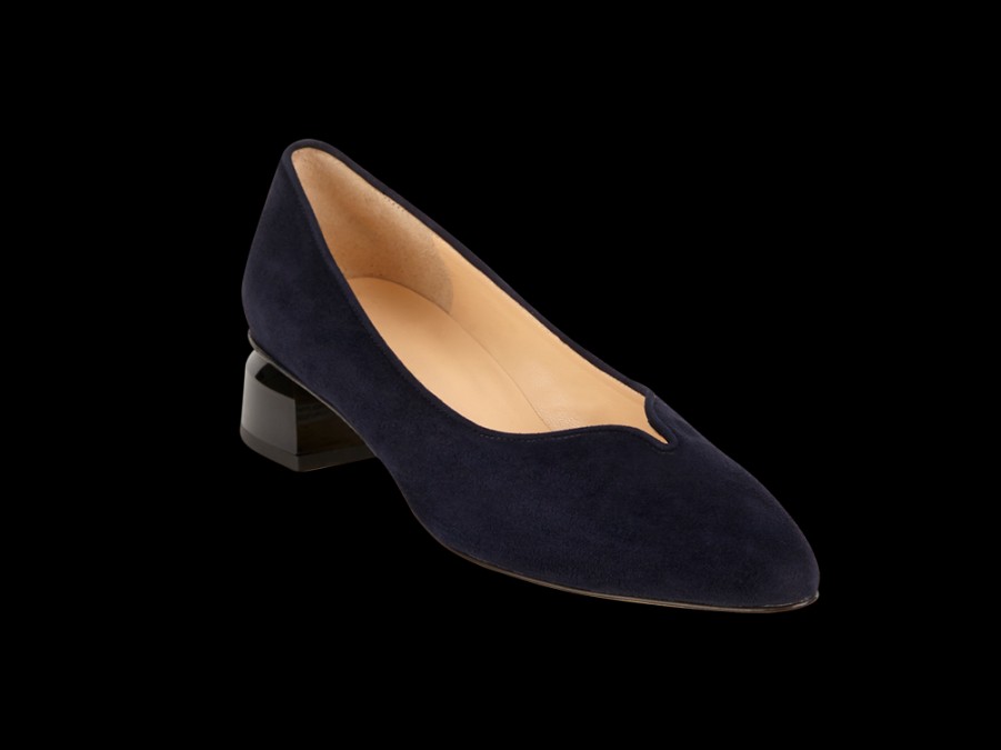 Pumps BRUNATE | One Of Our Iconic Models In Blue